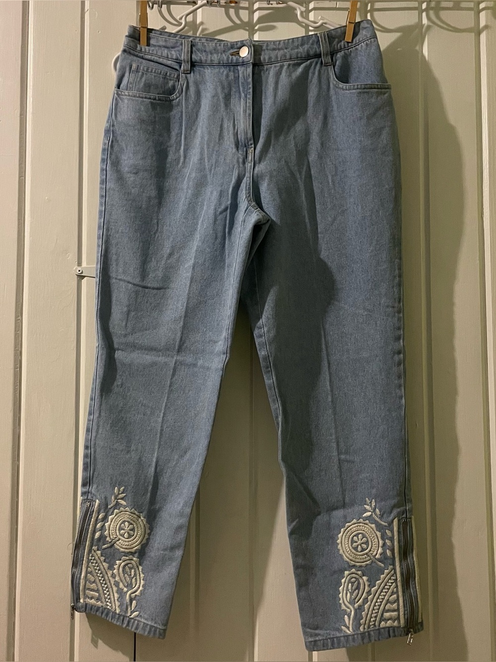 Vintage TOGETHER embroidered jeans-size 8 EUC